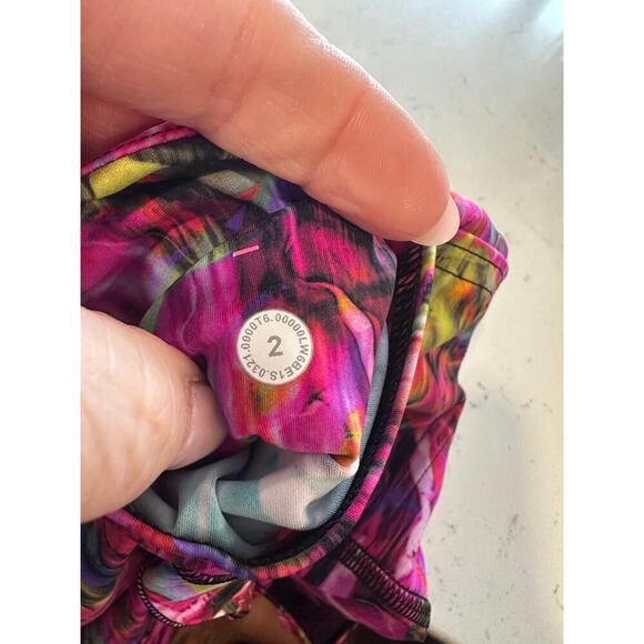 Lululemon Fast and Free Leggings - Picture 7 of 7